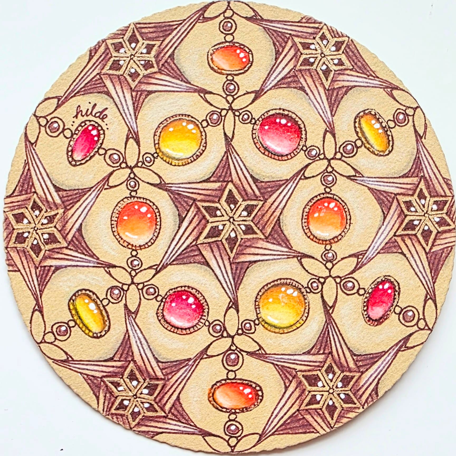 Zentangle online video les — Zendala tile met glinsterende rode en oranje edelstenen door Hilde ACT2Tangle